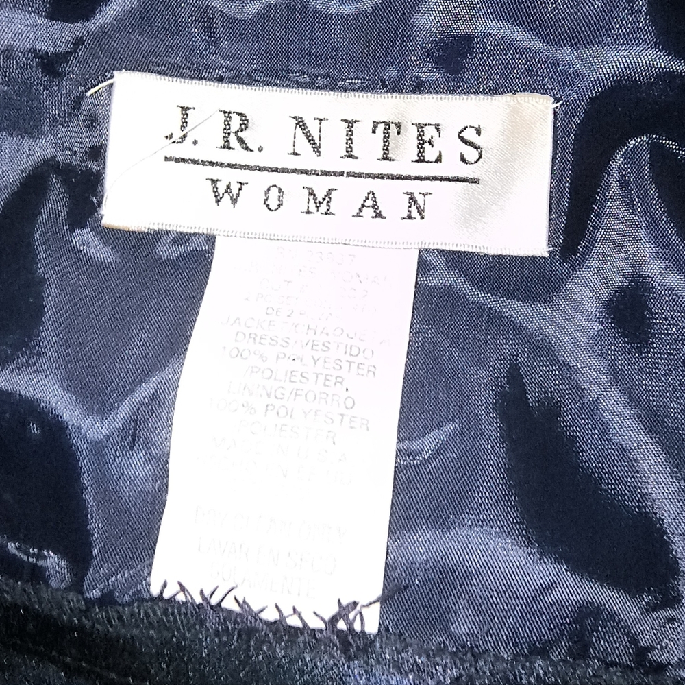 Elegant Navy Blue Evening Gown - Picture 2 of 2
